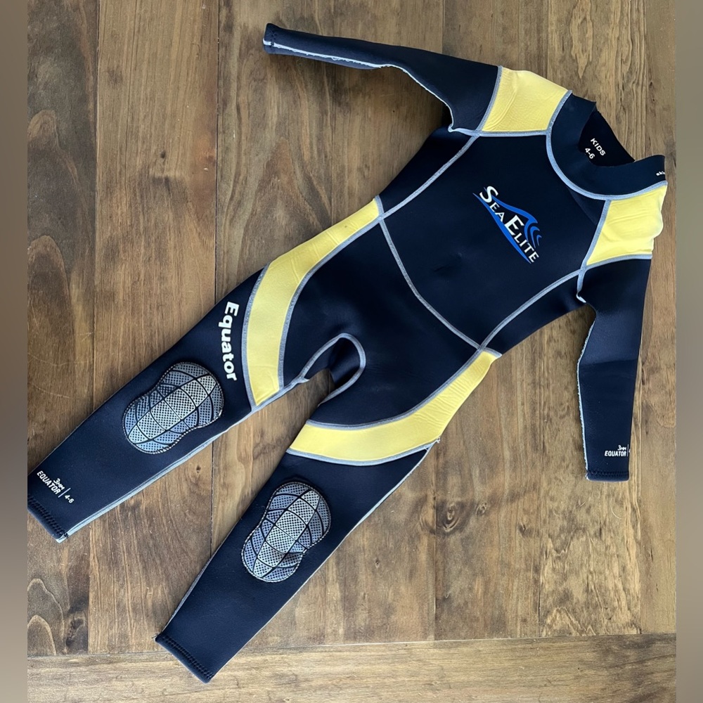 Kids full body 3mm Sea Elite Wet Suite- sz 4-6